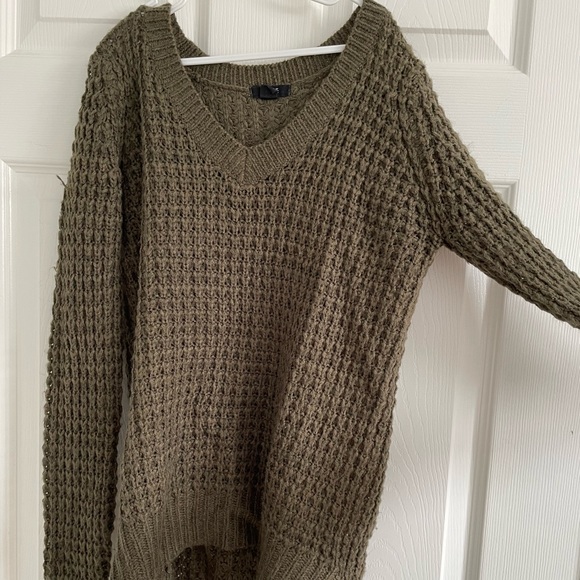 Green Knit Sweater from Ardene - Picture 2 of 3